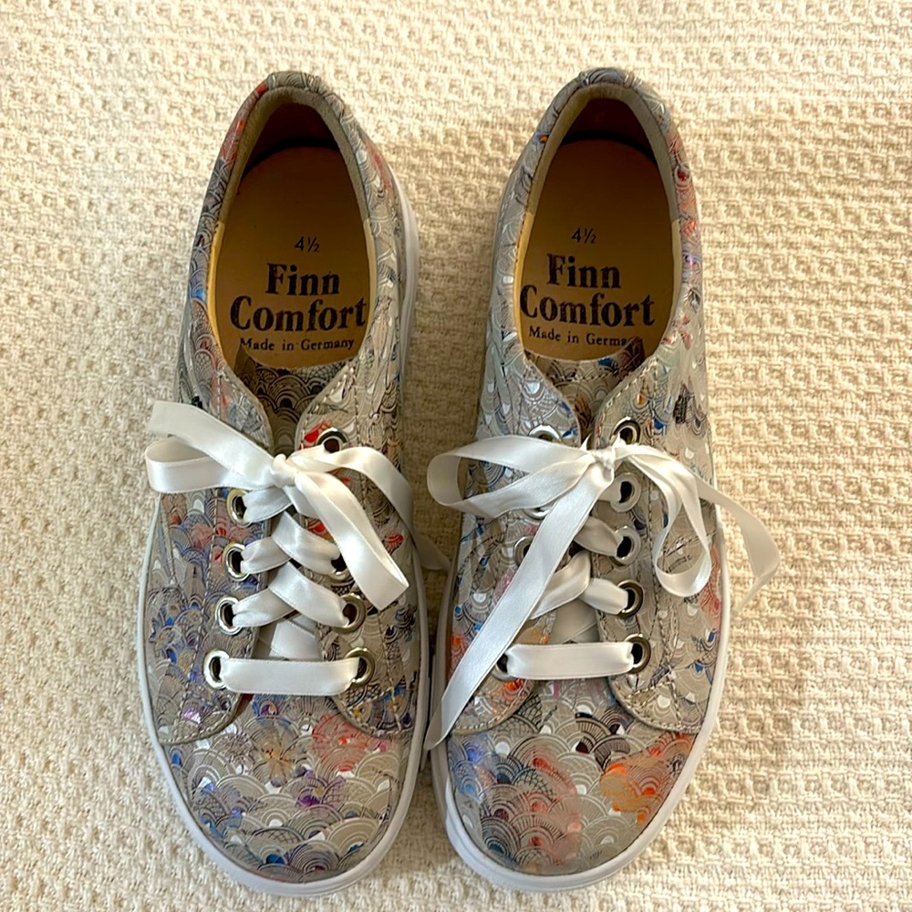 NWOT. PRISTINE.Finn Comfort El Paso Urpino Leather Sneakers US 7, UK 4.5, EU 37